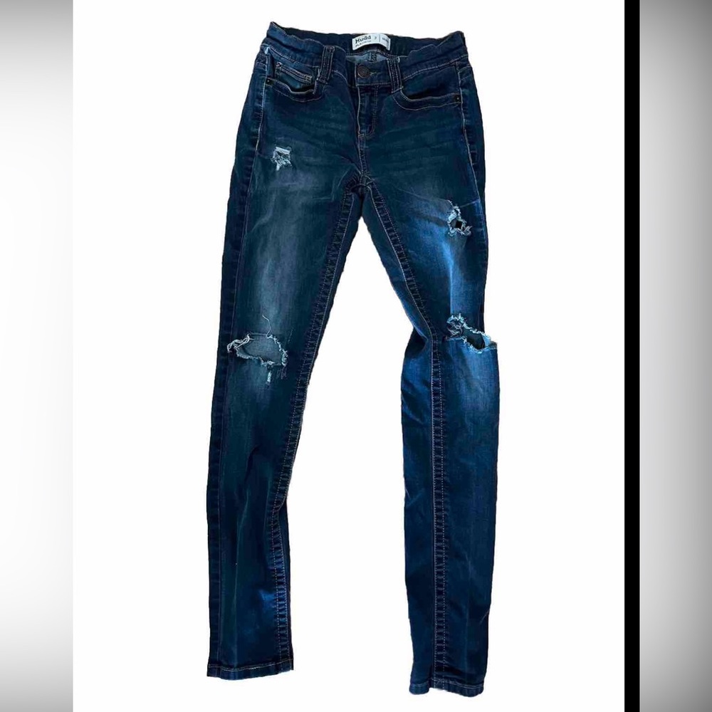 Distressed stretch skinny dark wash Mudd jeans size 3